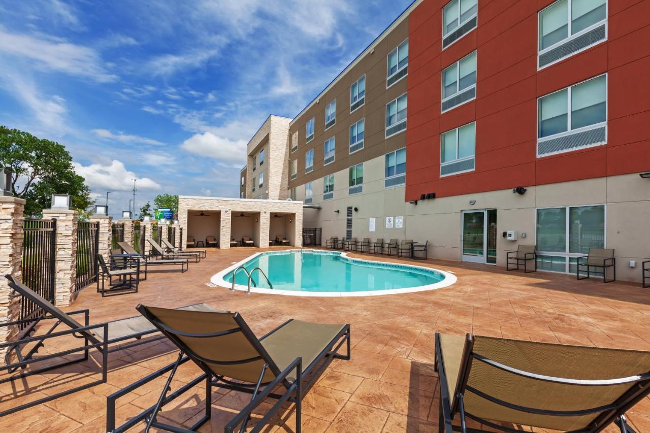 Holiday Inn Express & Suites Tulsa South - Woodland Hills By Ihg Exterior photo