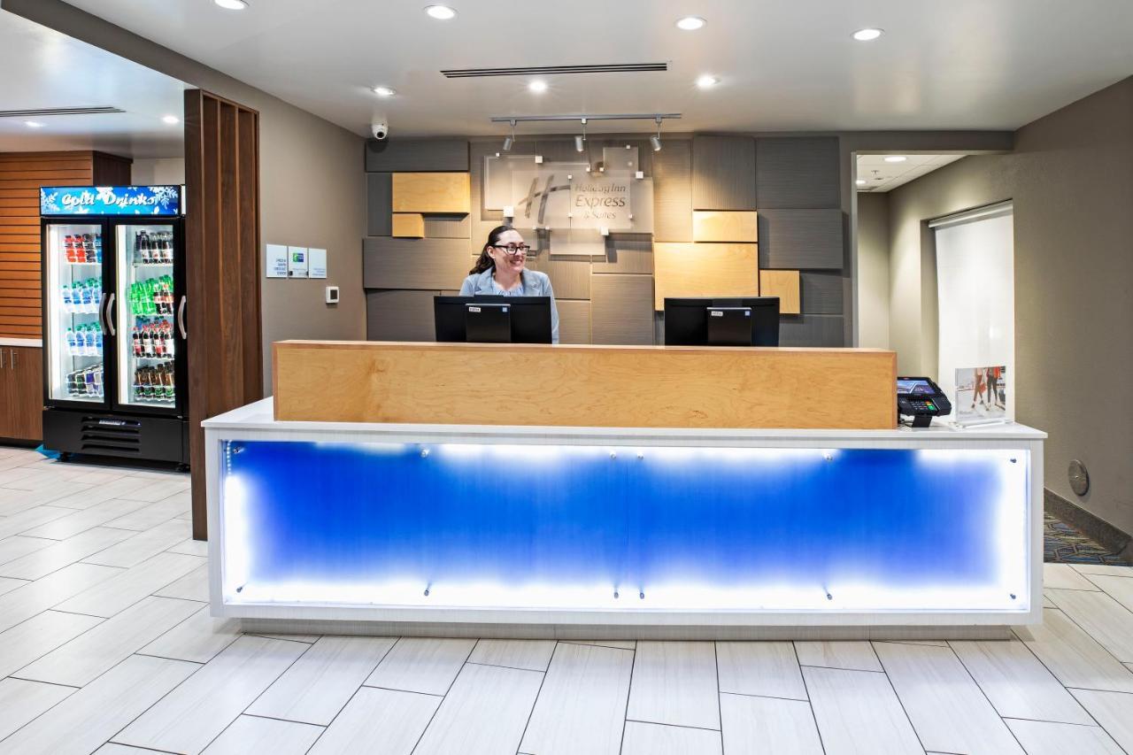 Holiday Inn Express & Suites Tulsa South - Woodland Hills By Ihg Exterior photo
